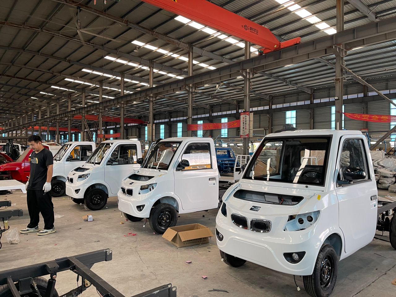 Chinese mini pickup truck with electric power